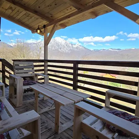 Mountain View Apartman *