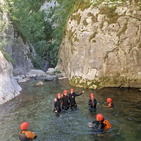 Mountain View Tjentište